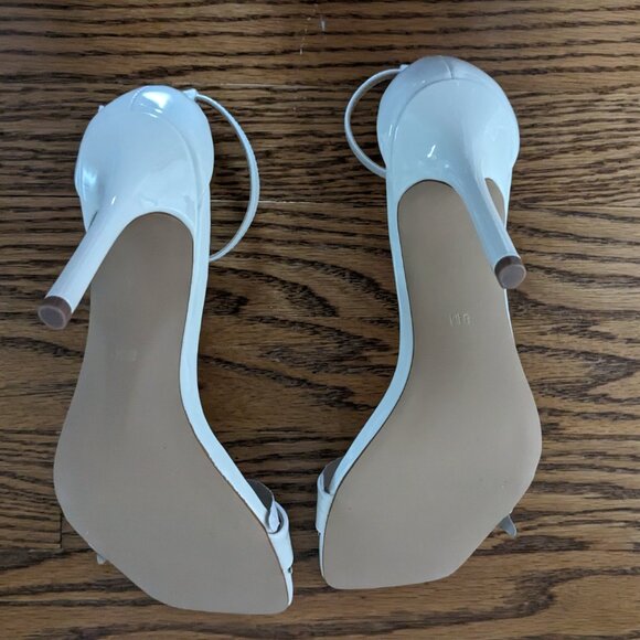 Steve Madden White Spree Stilleto Sandals--Sz 8- New without box - Picture 7 of 7